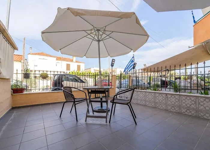 Cleri's * Néa Péramos